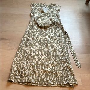 Stylish Tan Maxi Dress